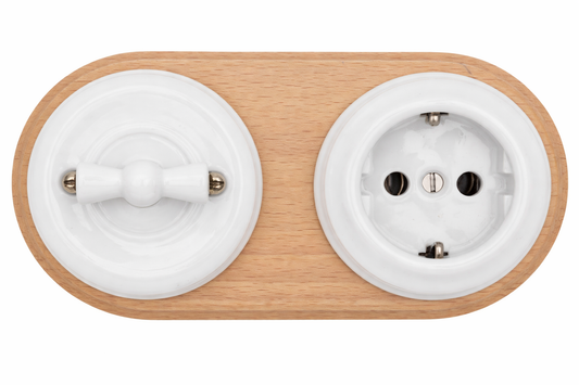 Pack habitación Vyvento – Interruptor y enchufe con marco